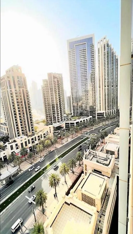 Lovely 1 Bedroom Luxury Apartment Next To Burj Khalifa!! 24Hr Concierge, Gym, Pool & Netflix - 29 Burj Boulevard In The Heart Of Downtown Dubai 0*,  United Arab Emirates